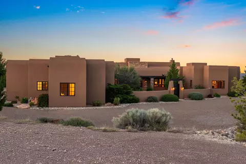 17 La Aguapa, Sandia Park, NM 87047