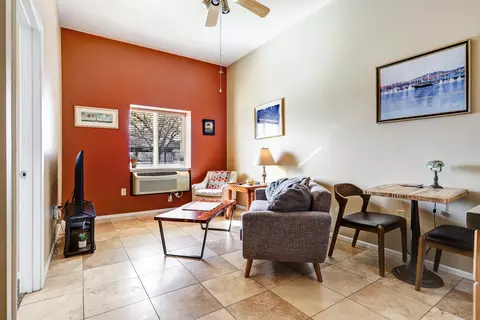 351 Washington St SE #102, Albuquerque, NM 87108