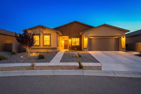 520 Pecos River Rd SW, Los Lunas, NM 87031
