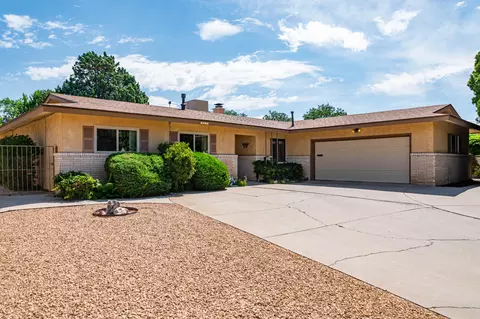 1612 Boatright Dr NE, Albuquerque, NM 87112