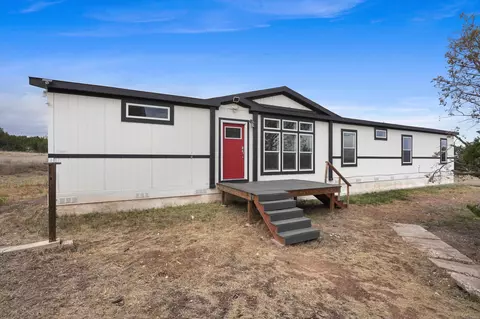 3992 W Martinez Rd, Edgewood, NM 87015