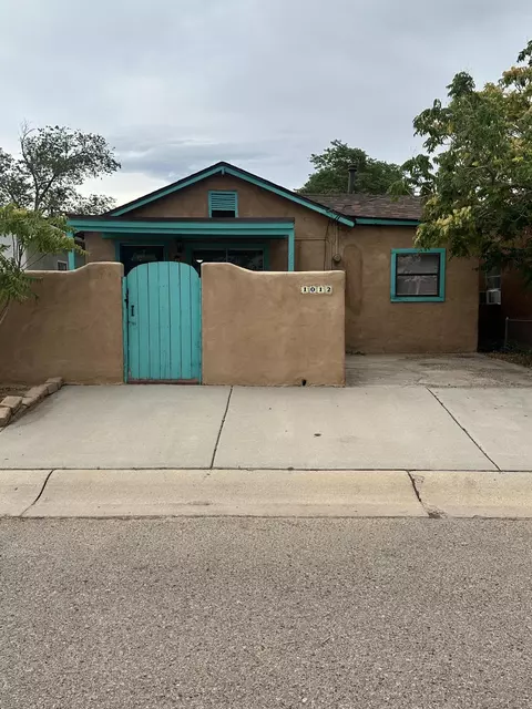 1012 21st St NW, Albuquerque, NM 87104