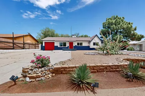 1108 Wade Cir NE, Albuquerque, NM 87112
