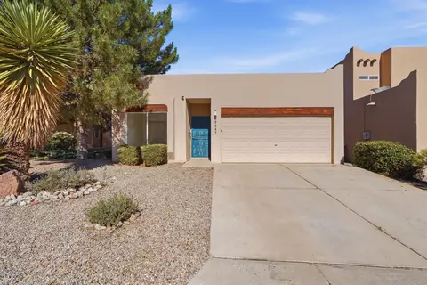10847 Pizzo Dr NW, Albuquerque, NM 87114