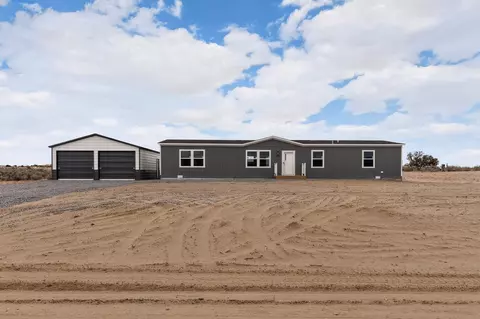 533 Hill Rd NE, Rio Rancho, NM 87144
