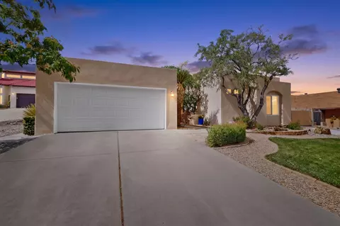 5815 Painted Pony Dr NW, Albuquerque, NM 87120