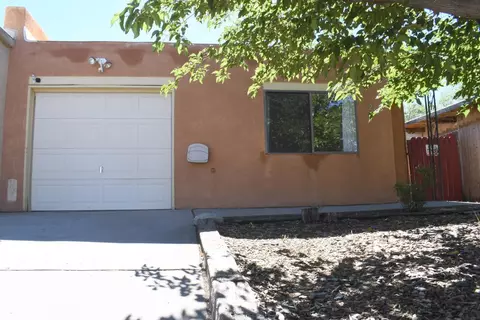 232 Zena Lona St NE, Albuquerque, NM 87123