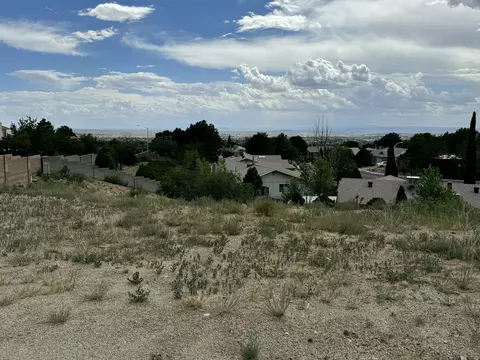 13901 Lomas Blvd NE #20-A-4, Albuquerque, NM 87112