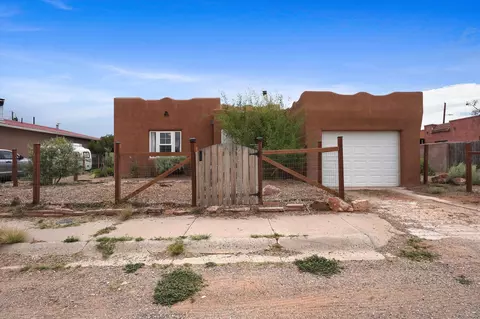 107 N Limit Ave, Mountainair, NM 87036