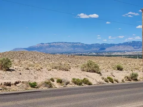 On Pajarito Road Sw, Albuquerque, NM 87121