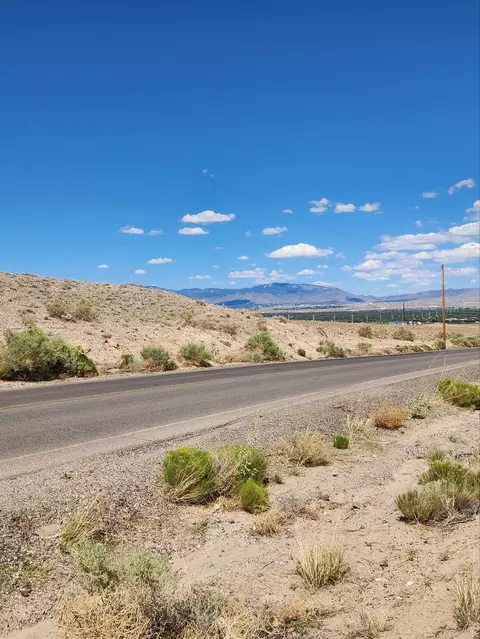 On Pajarito Road Sw, Albuquerque, NM 87121
