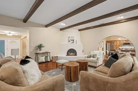 4707 Hilltop Pl NE, Albuquerque, NM 87111