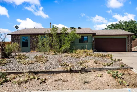 749 Arkansas St SE, Albuquerque, NM 87124