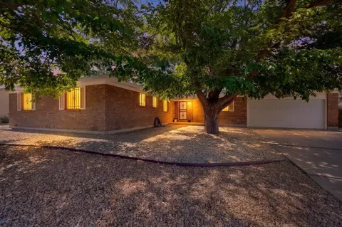 7700 Pickard Ave NE, Albuquerque, NM 87110