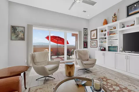 52 Wind Rd NW, Albuquerque, NM 87120
