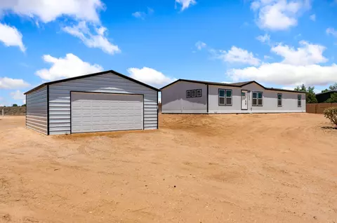 45 10th Ave NE, Rio Rancho, NM 87144