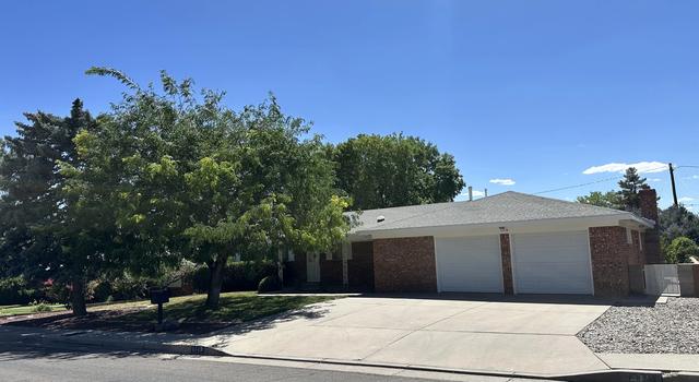 1119 Upland Dr NE, Albuquerque, NM 87112