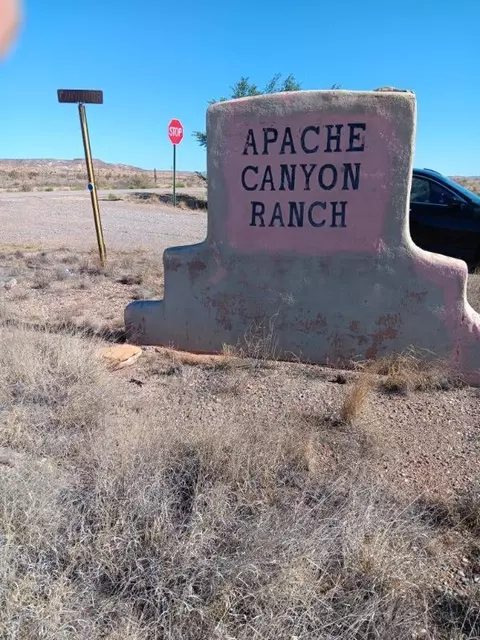 Canyon Drive, Albuquerque, NM 87121