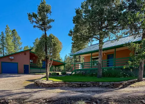 56 Pinetree Rd, Ramah, NM 87321