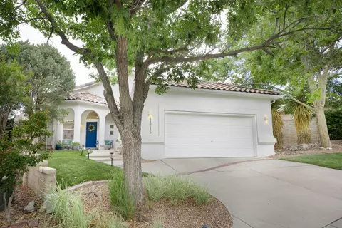 11215 Costa Del Sol NE, Albuquerque, NM 87111