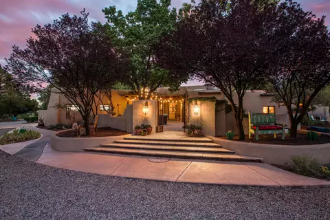 178 El Camino Campo, Corrales, NM 87048