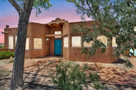 1201 Chihuahua Rd NE, Rio Rancho, NM 87144
