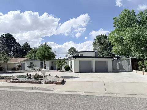 7209 Vista Del Arroyo Ave NE, Albuquerque, NM 87109