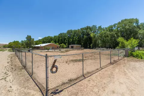 6 Archibeque Ln, Algodones, NM 87001
