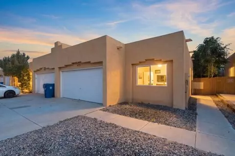 473 Garden Ave SW, Los Lunas, NM 87031