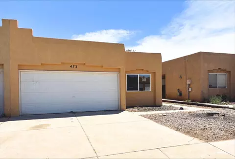 473 Garden Ave SW, Los Lunas, NM 87031