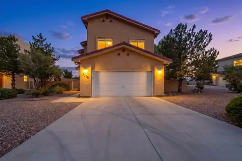 3316 Rio Seco Dr SW, Albuquerque, NM 87121