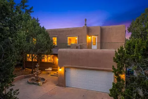 58 Mcginnis Rd, Tijeras, NM 87059