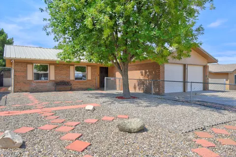 13406 Pierce Arrow Rd NE, Albuquerque, NM 87112