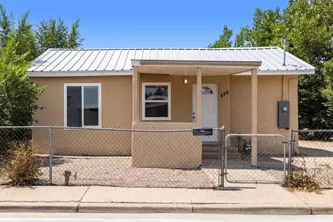 711 Anthony Dr, Belen, NM 87002