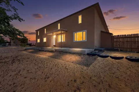 6707 Wills Way SW, Albuquerque, NM 87121