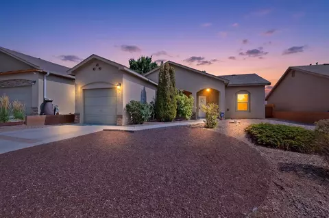 6256 Nardos Rd NW, Albuquerque, NM 87114