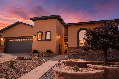 4200 Palo Verde Ct SW, Los Lunas, NM 87031