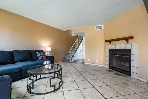 3301 Monroe St NE UNIT J109, Albuquerque, NM 87110