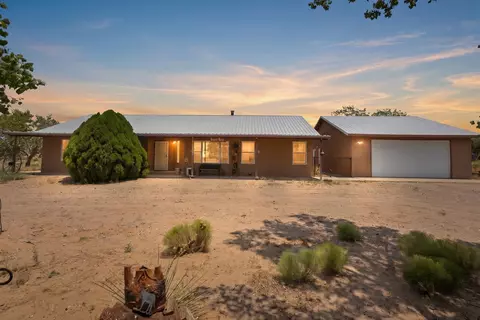 102 Romero Dr, Veguita, NM 87062