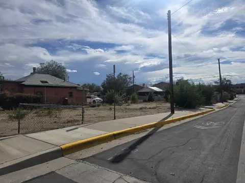 903 Broadway Blvd SE, Albuquerque, NM 87102