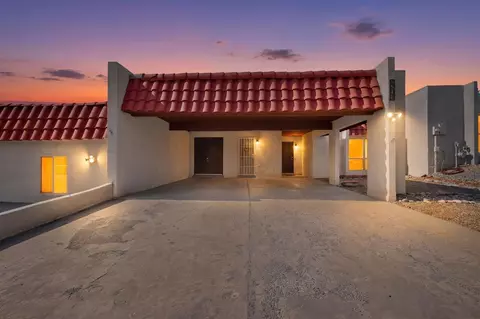 5518 Edie Pl NW, Albuquerque, NM 87114