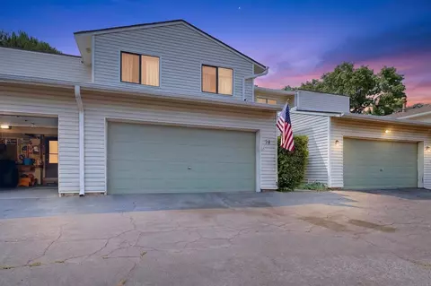 28 Westlake Dr NE, Albuquerque, NM 87112