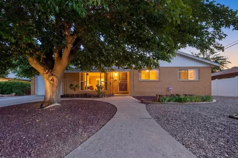 3006 Carolina St NE, Albuquerque, NM 87110