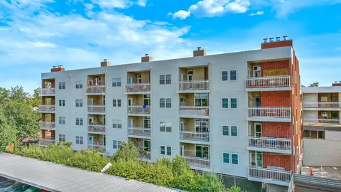 1325 Park Ave SW #401, Albuquerque, NM 87102