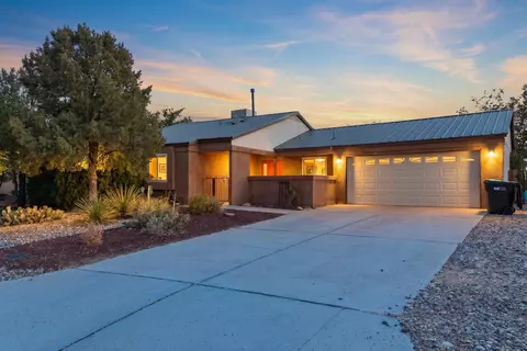 1721 Allegheny Dr NE, Rio Rancho, NM 87144