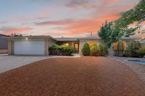 11424 Key West Dr NE, Albuquerque, NM 87111