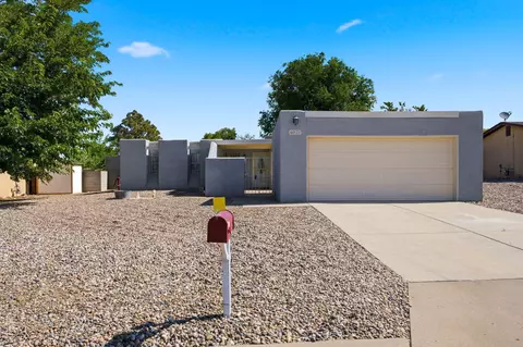 6021 Downey St NE, Albuquerque, NM 87109