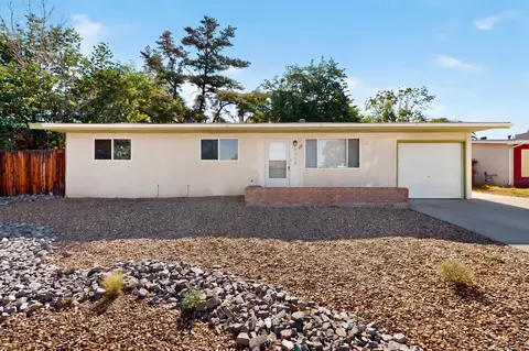 1910 Macbeth Ct NE, Albuquerque, NM 87112