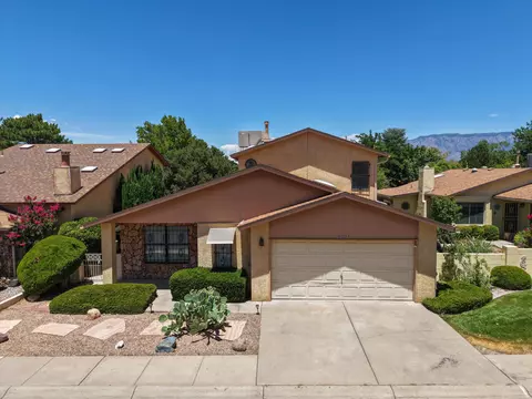 10717 Towne Park Dr NE, Albuquerque, NM 87123