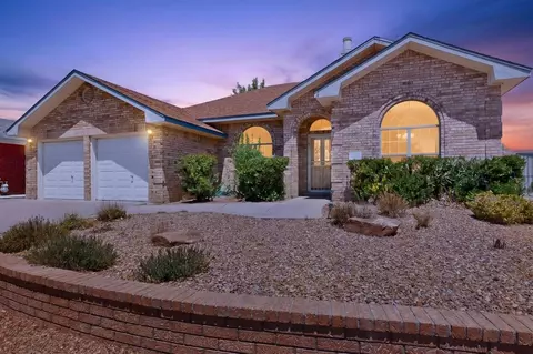 7557 Calyx Dr NW, Albuquerque, NM 87120